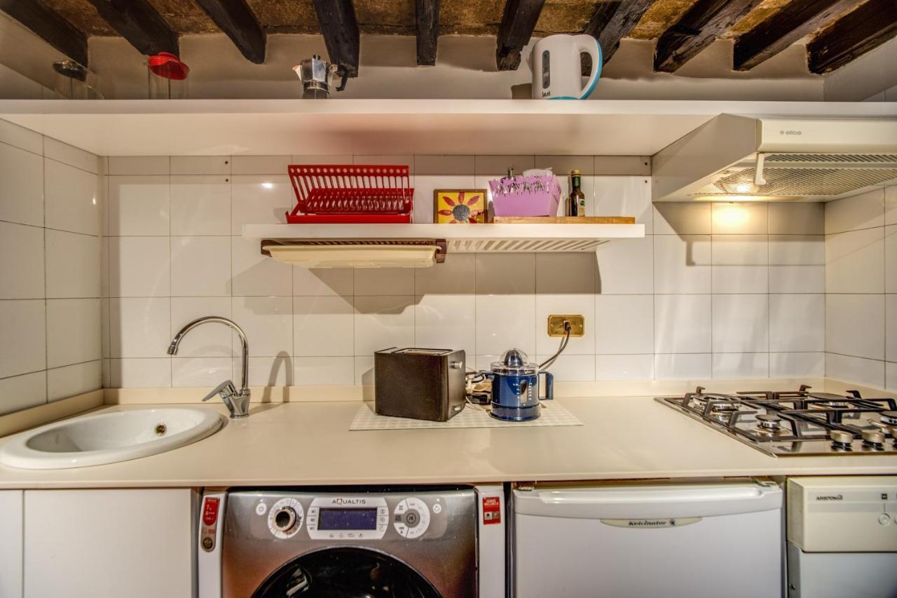 Cartari Apartment Рим Экстерьер фото